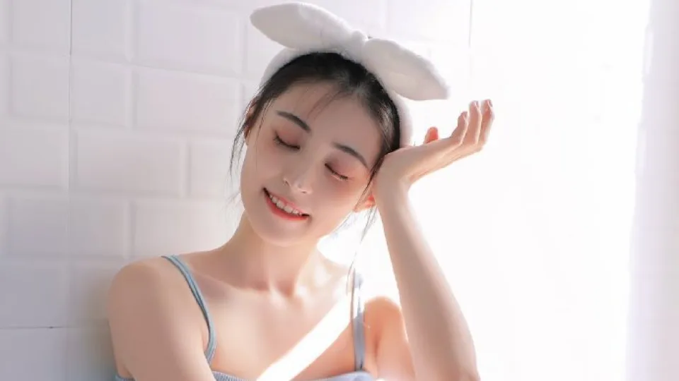 韩漫天下app、蘑菇影视、黑料视频：时间顺序视频观察｜天美mv入口封面
